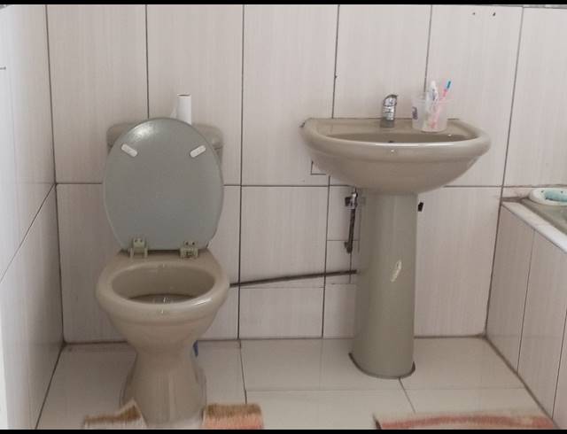 3 BEDROOM HOUSE FOR SALE IN UMLAZI Z